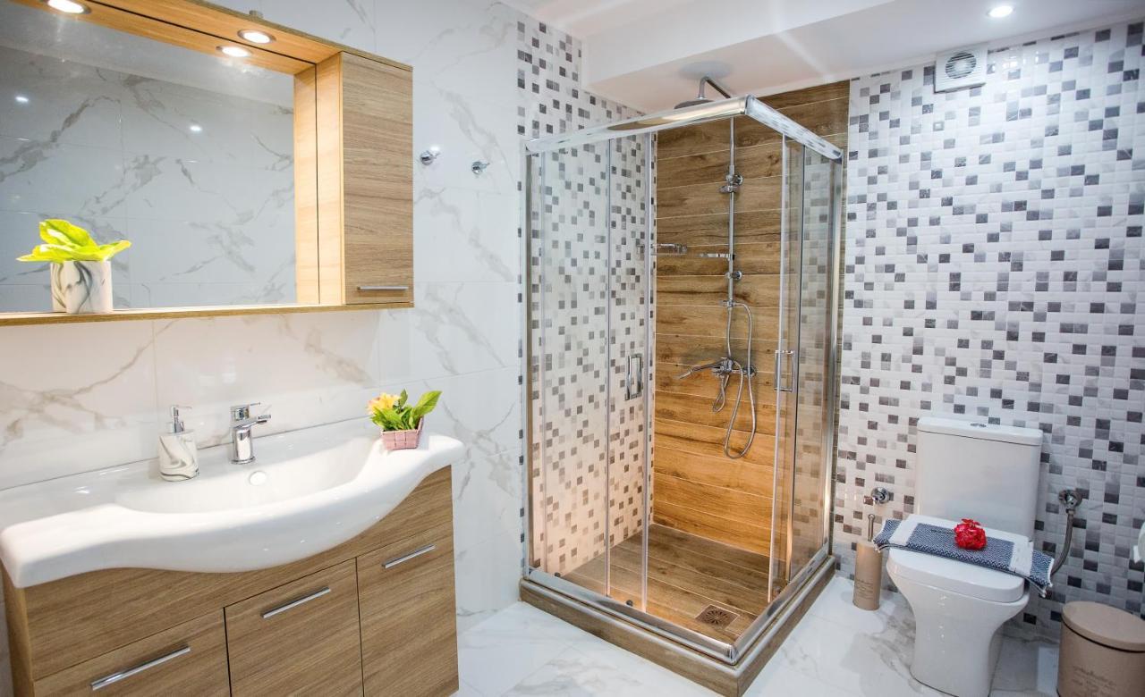 Апартаменты Kaiafas Luxury Philoxenia Неа-Перамос Экстерьер фото